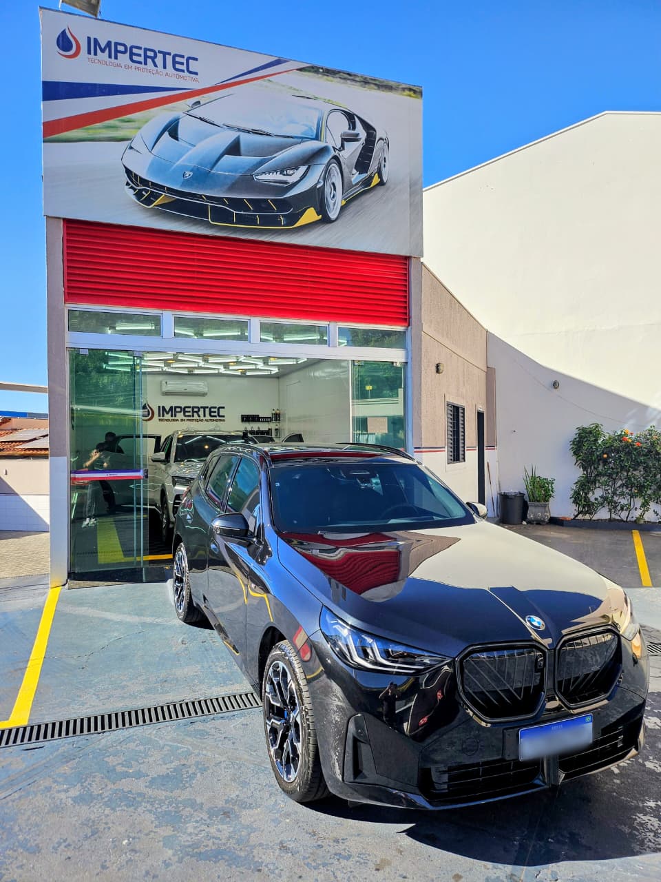 BMW com proteção de pintura aplicada na Impertec em Uberaba